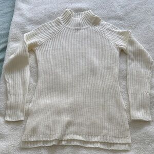 VENUS Cream Ribbed Turtleneck Sweater, XS